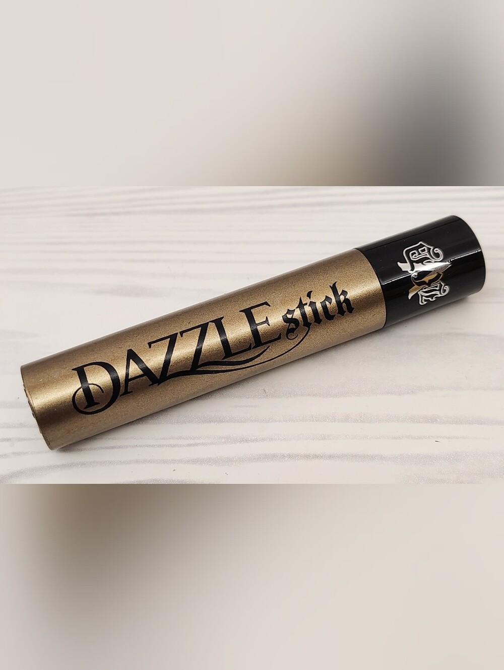 Kat Von D Dazzle Stick Shimmer Stick in Metallic Gold Makeup